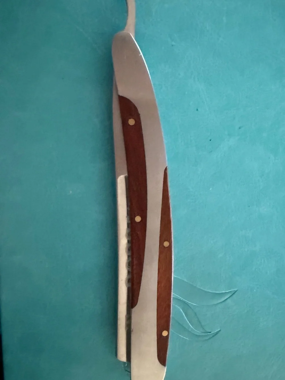 The BOSS straight razor